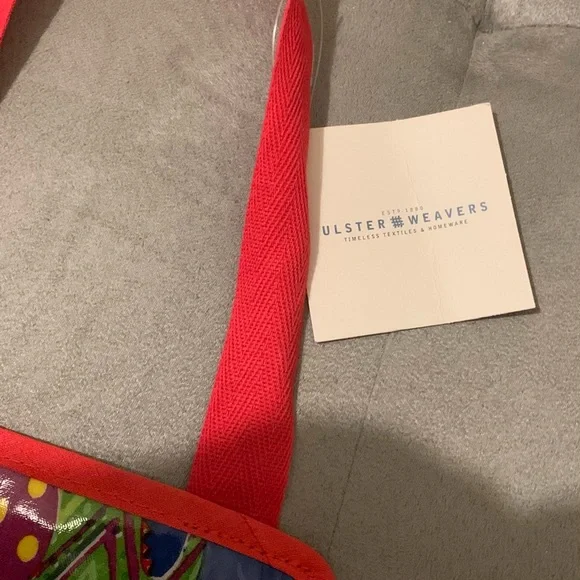 APRON CHILDS PVC APRON
DINOSAUR WATERPROOF NWT ANIMAL KINGDOM GIFT SHOP UNISEX - Picture 6 of 10